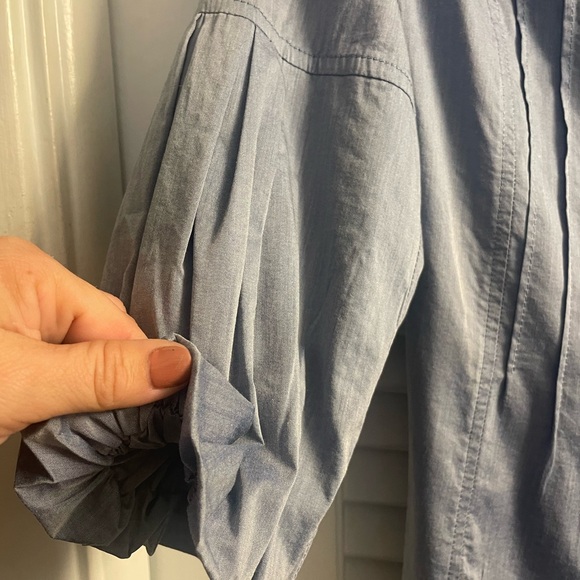 Stunning DanHen Vintage European Made Tailored Blouse Slight Stretch & Sheen S 6 - Picture 3 of 6